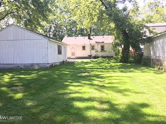 2nd image of 1419 Balmoral Dr