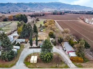 5885 Monterey Frontage Rd #A, Gilroy, CA 95020
