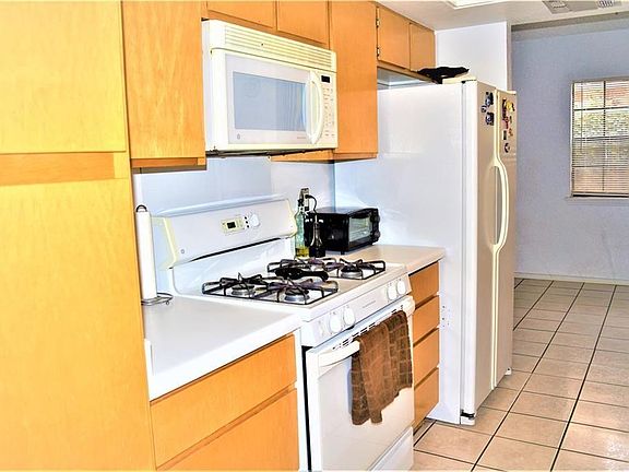 5th image of 425 Irondale Dr APT F