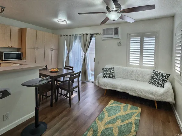91-1042 Manaolana St #16B, Ewa Beach, HI 96706