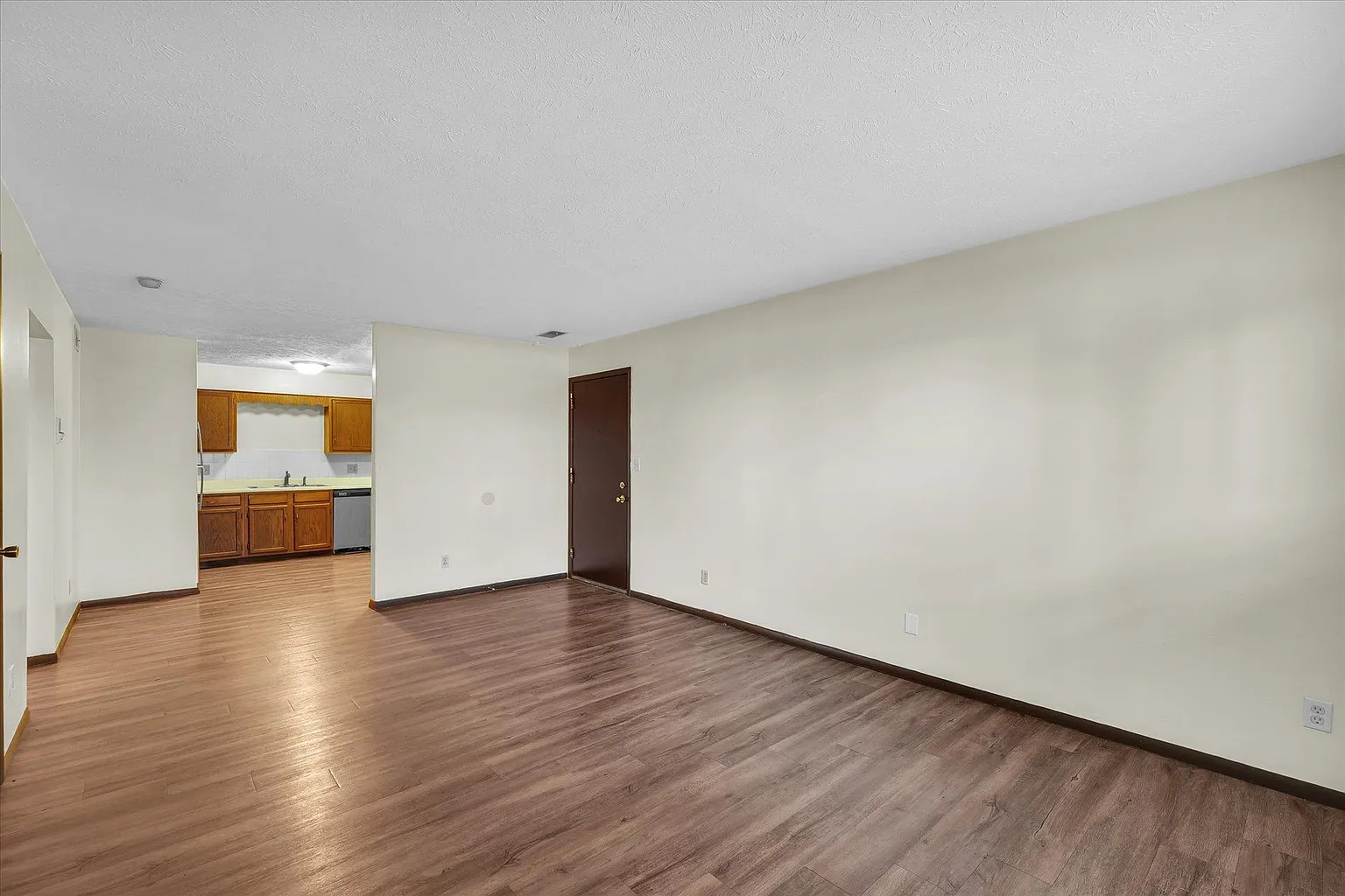 6 Willedrob Rd #12 photo 1