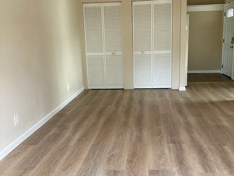1171 Santa Fe Ave #B — Photo 6