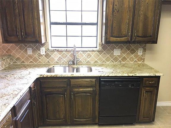 3rd image of 6707 Summer Meadow Ln