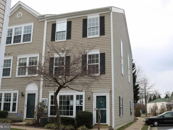 8189 Cockburn Ct, Lorton, VA 22079