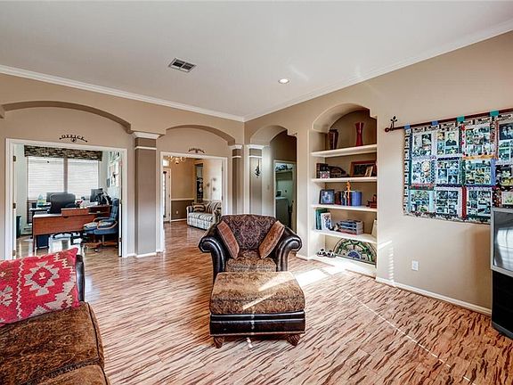 4th image of 3802 Harvey Penick Dr