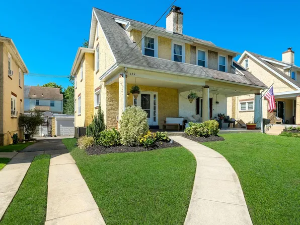 230 Harwicke Rd, Springfield, PA 19064