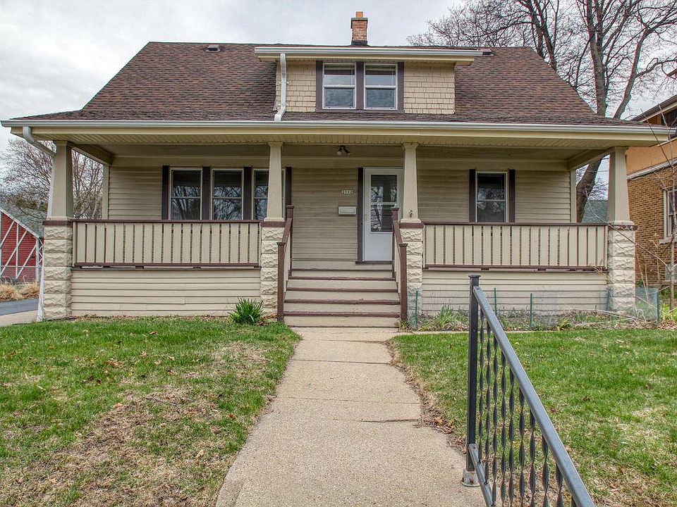 1st image of 2112 N 72nd St