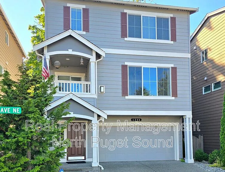 1300 92nd Ave NE — Photo 1