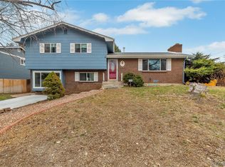 2148 S Yarrow St, Lakewood, CO 80227