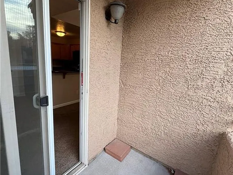 9325 W Desert Inn Rd #206 — Photo 28