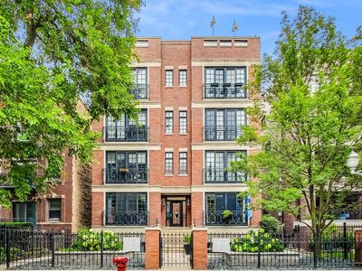 3735 N Wilton Ave APT 3S, Chicago, IL, 60613