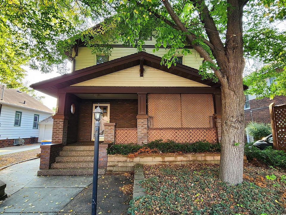 1st image of 418 N Oak Ave