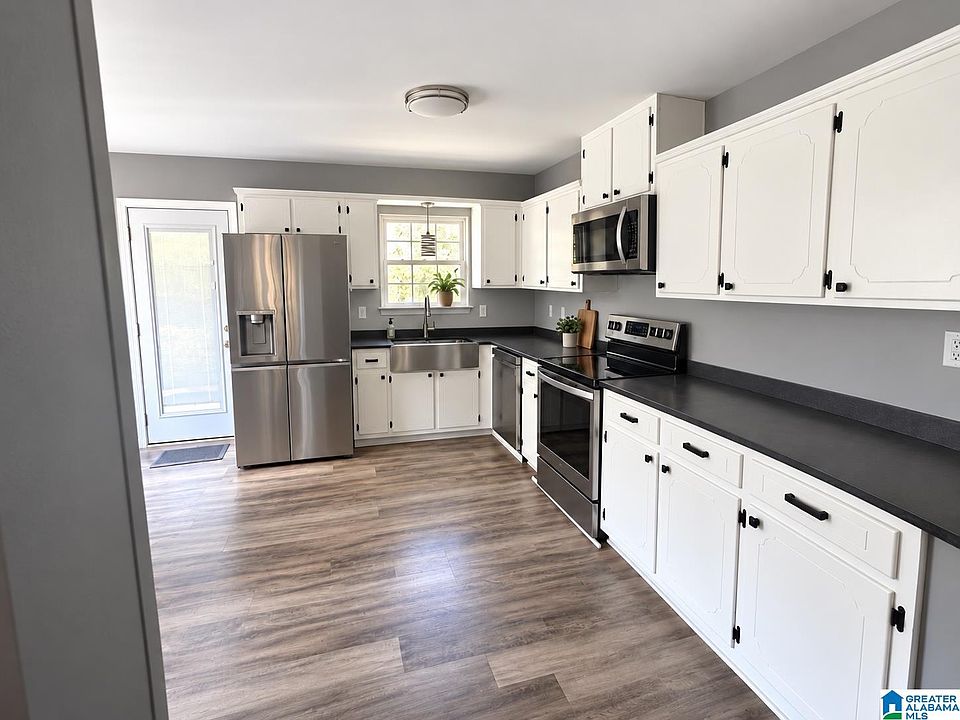 2nd image of 13364 Douglas Dr