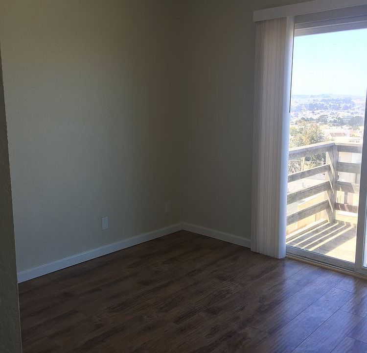 1st image of 75 Vendome Ave