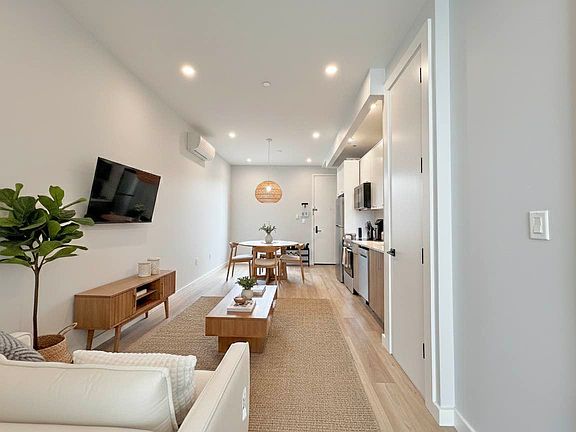 2nd image of 2913 Snyder Ave #3C