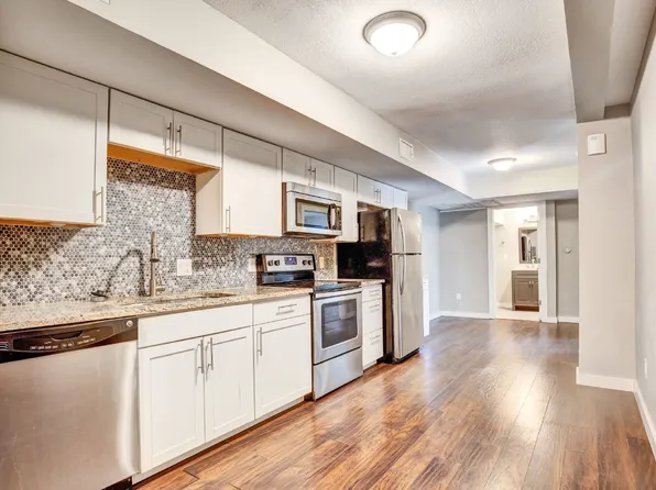 7204 Twin Crest Dr, Austin, TX