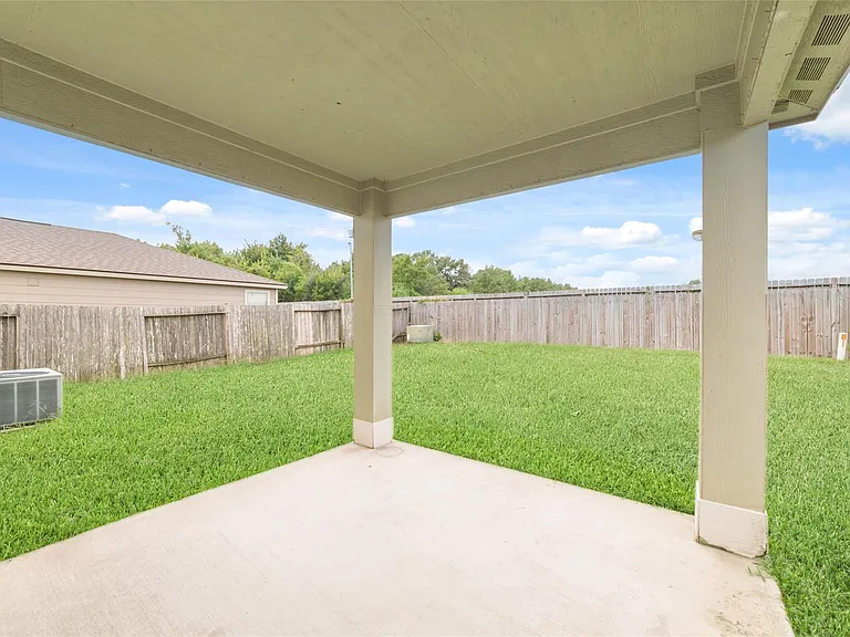 21311 Shadow River Ln — Photo 4