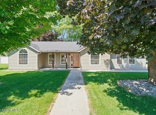 697 W Honeysuckle Ave, Hayden Lake, ID 83835