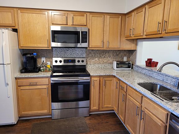 3rd image of 2600 Greenstone Blvd APT 110
