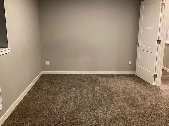 4th image of 1121 E Mullan Ave #3