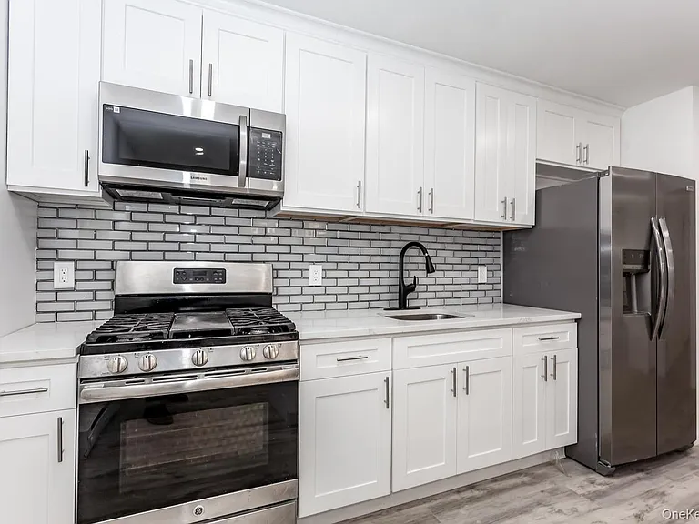 300 Highland Ave #5 — Photo 15