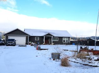 902 N 15th Ave, Elgin, OR 97827