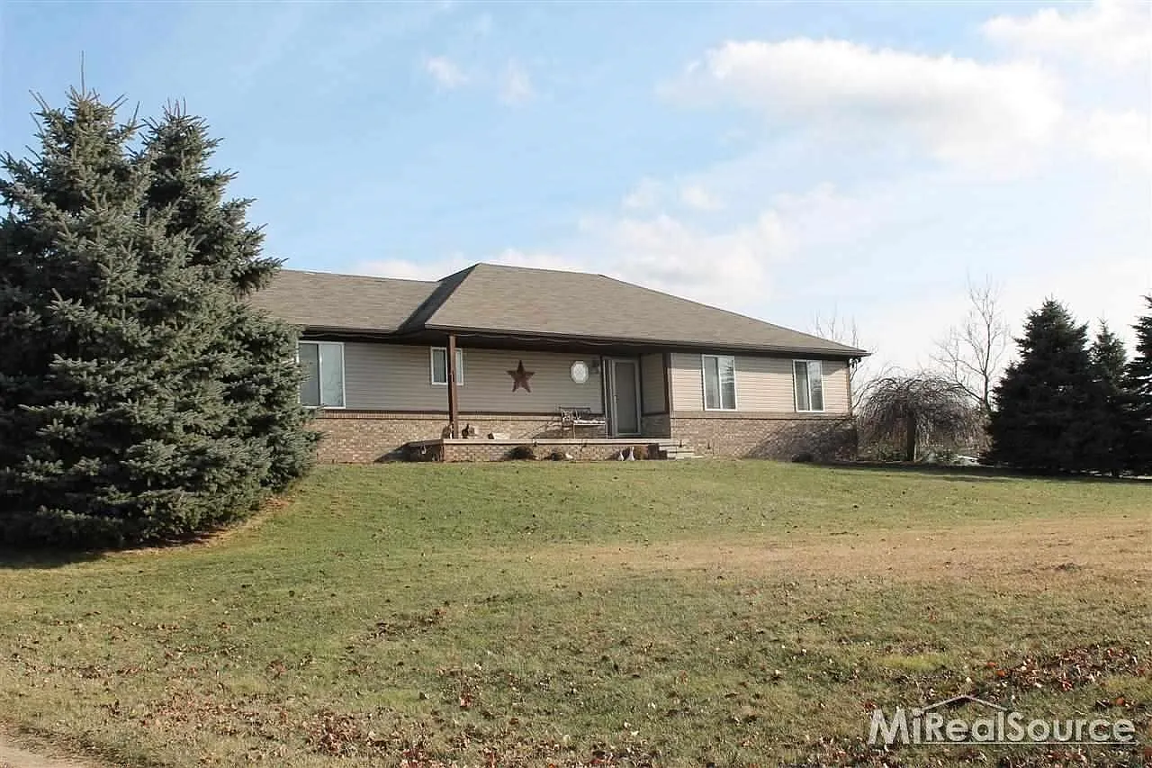3855 Bishop Rd photo 1