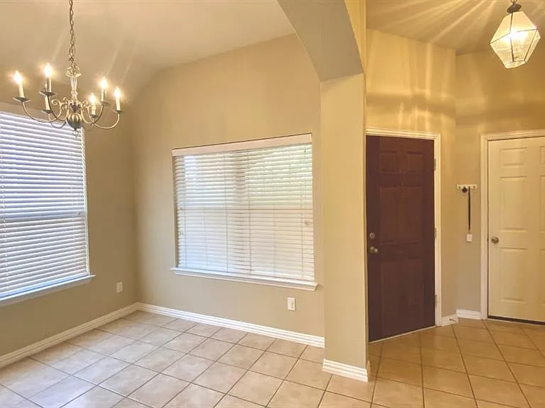 10008 Coolidge Dr — Photo 9