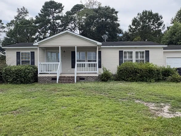 1095 Captains Court, Carolina Shores, NC 28467