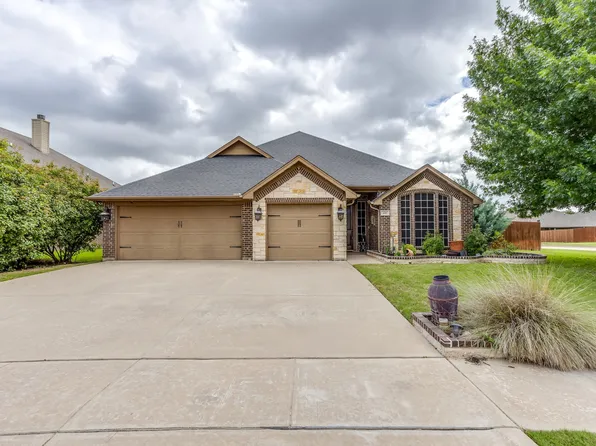 400 Hudson Ln, Burleson, TX 76028