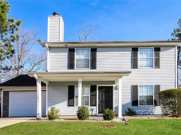 844 Glenshire Ct, Riverdale, GA 30274