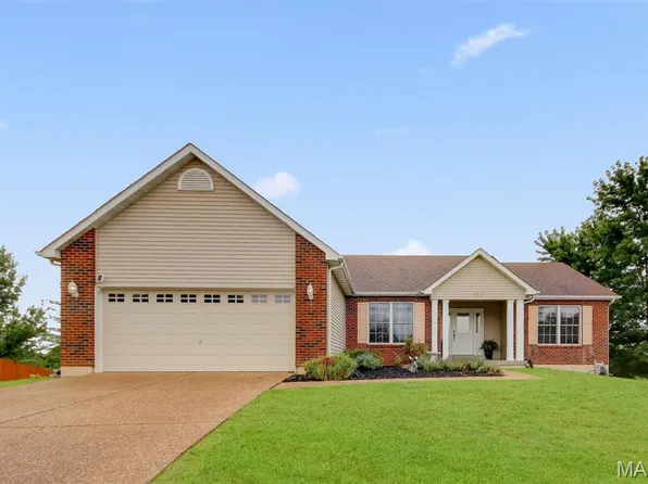 130 Wild Pigeon Ct, O'Fallon, MO 63368