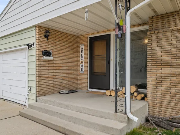 1814 Haggin St, Anaconda, MT 59711