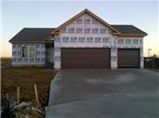 8847 Quill St, Lenexa, KS 66227