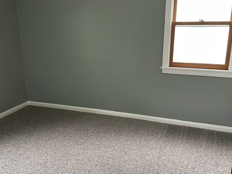49 Hollywood Ave #2 — Photo 4