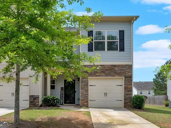635 Oakside Pl, Acworth, GA 30102