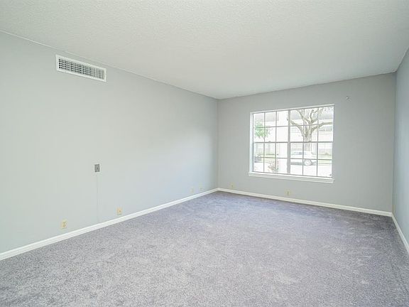 5th image of 2601 Bellefontaine St APT B101
