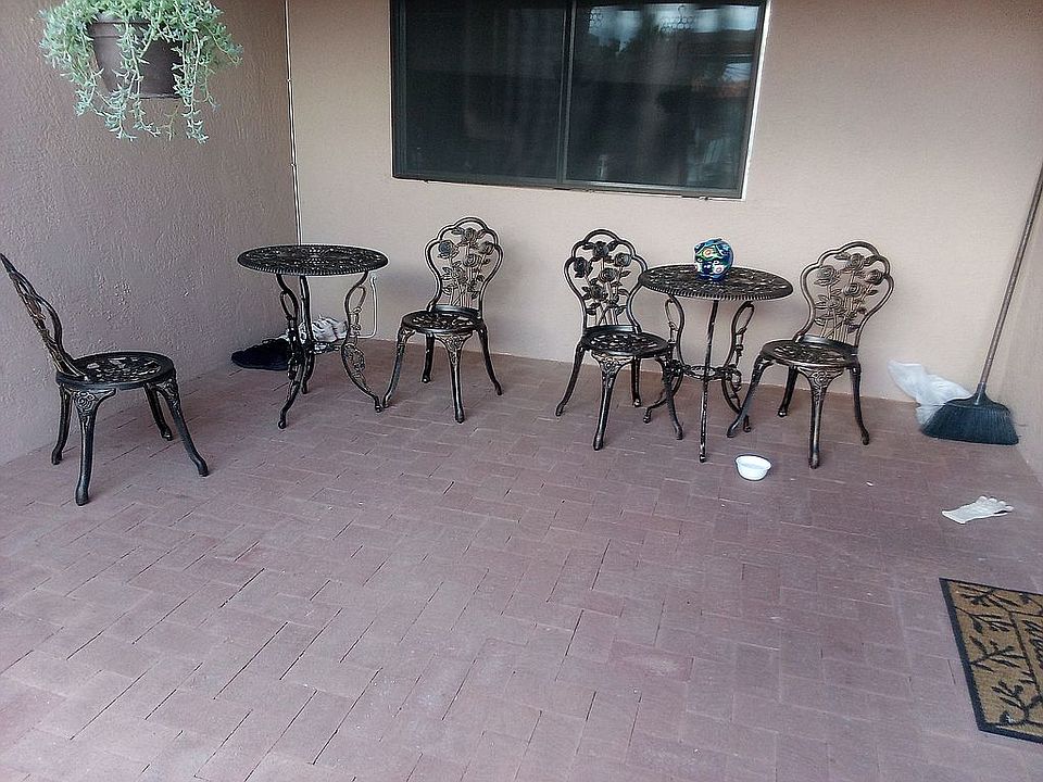 1st image of 213 N Calle Del Diablo