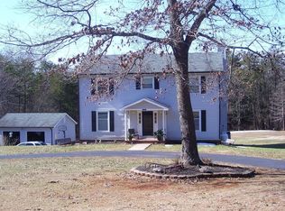 218 Valley View Rd, Ruckersville, VA 22968