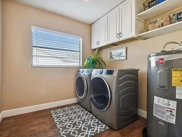 1326 Corner Oaks Dr — Photo 15