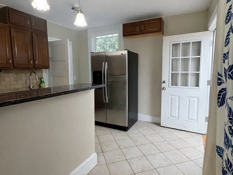 583 Watertown St #2 — Photo 15