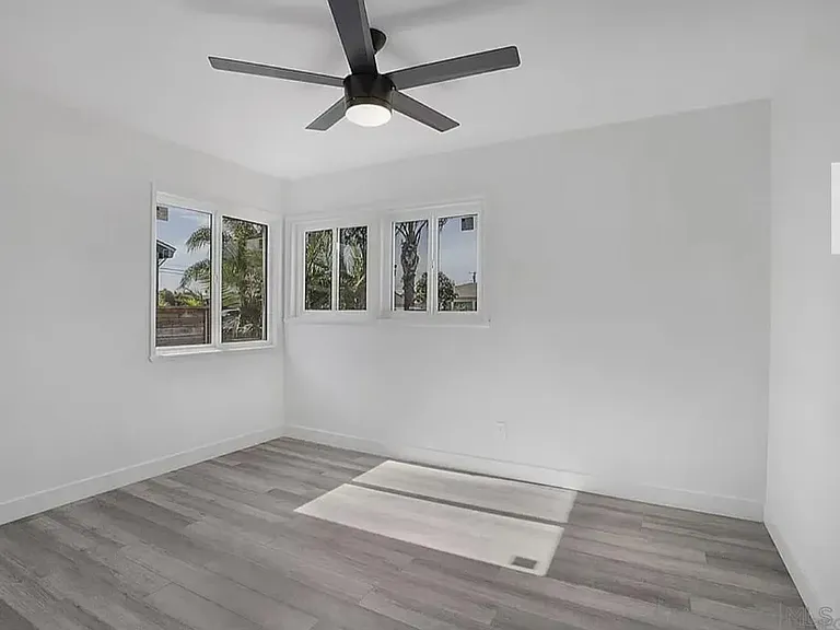 1111 Delaware St — Photo 5