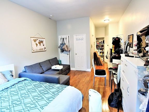 3rd image of 1317 1st Ave #C3