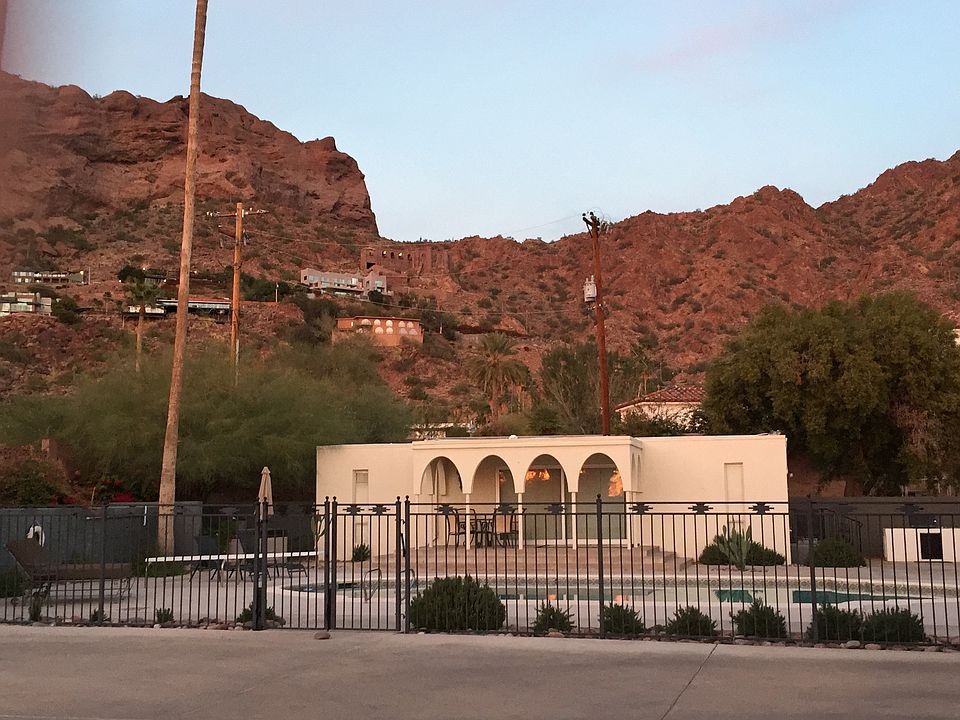 guest house
