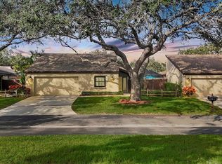 3617 Glen Oaks Manor Dr, Sarasota, FL 34232