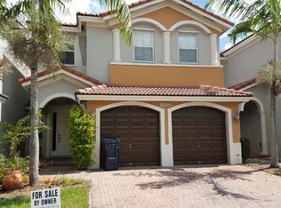 11455 NW 80th Ln, Doral, FL 33178