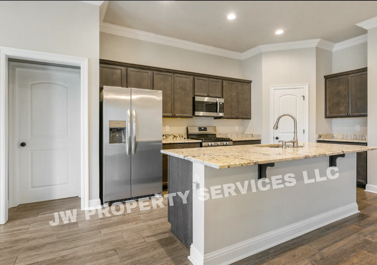 Spacious 3-Bedroom Home in Slidell Modern Comfort & Convenient Location — Photo 4