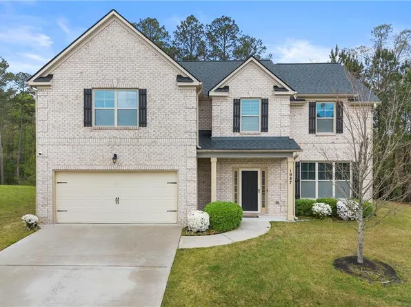 1987 Falls Cir, Lithonia, GA 30058