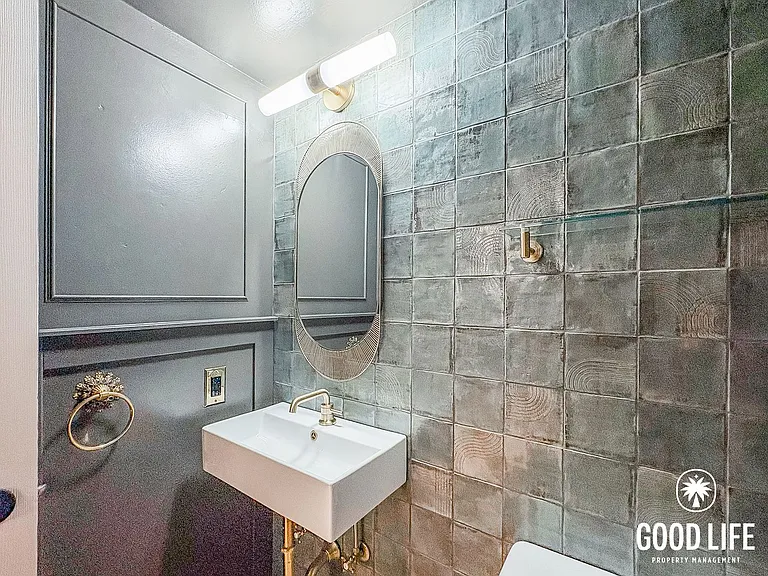 2349 Altisma Way #B — Photo 9