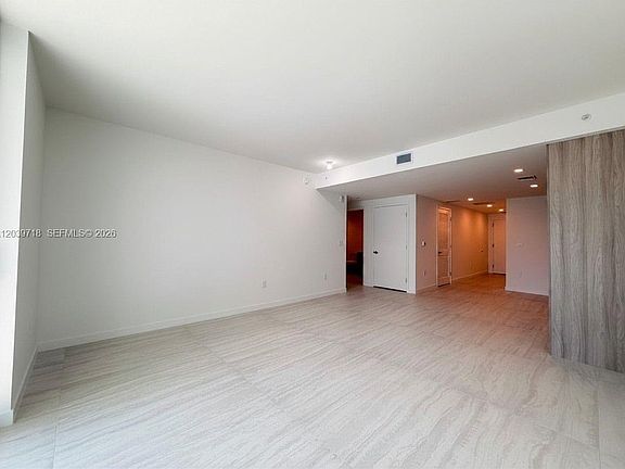 4th image of 77 SE 5th St #1903